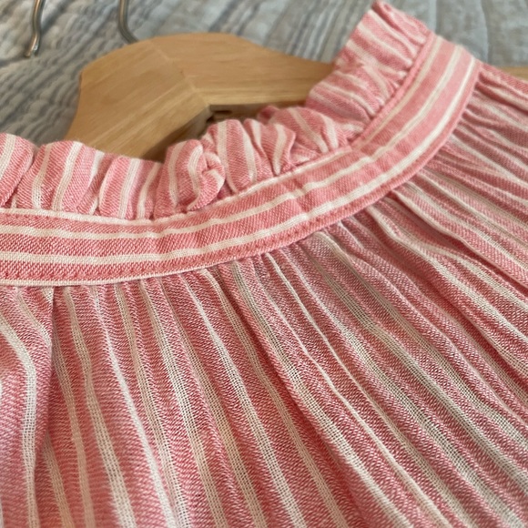 NWT!! Striped Rose and White color Sleeveless Halter Top, Universal Thread (XS) - Picture 3 of 13